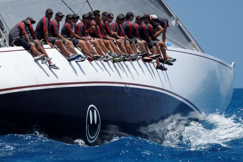 تصاویری زیبا از رقابت قایق‌های بادبانی در آمریکا